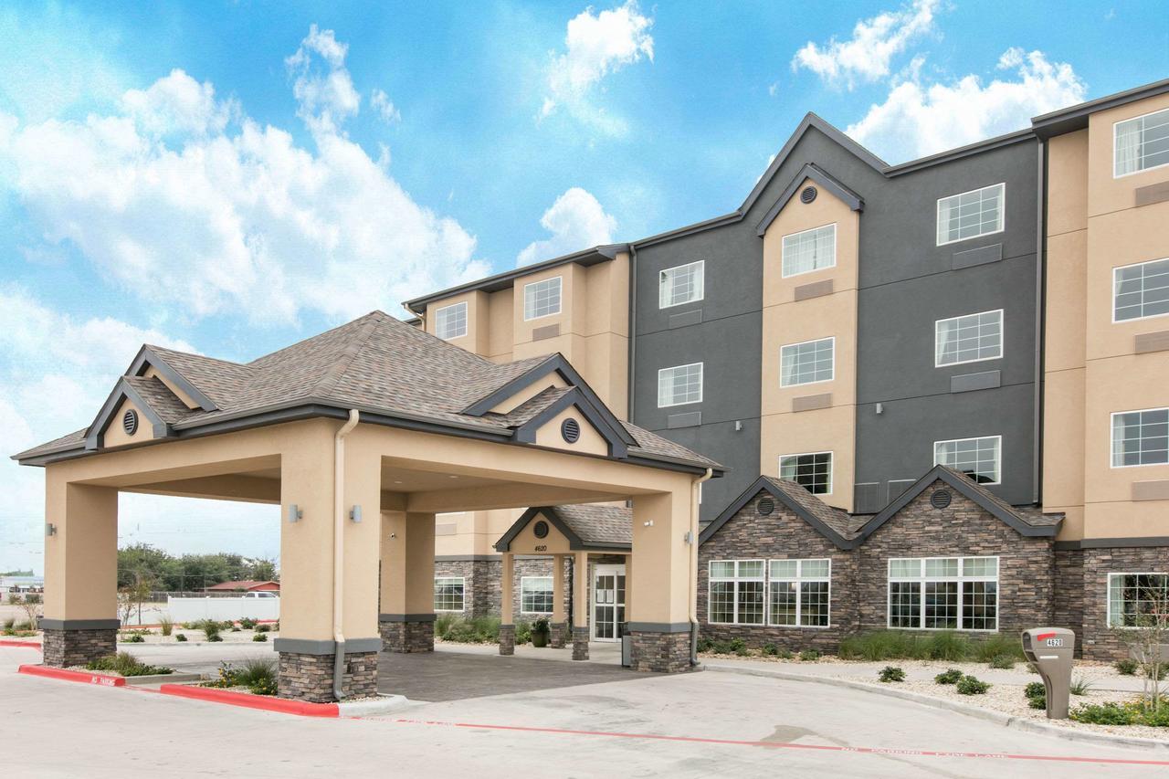 Microtel Inn & Suites By Wyndham Lubbock Exterior foto